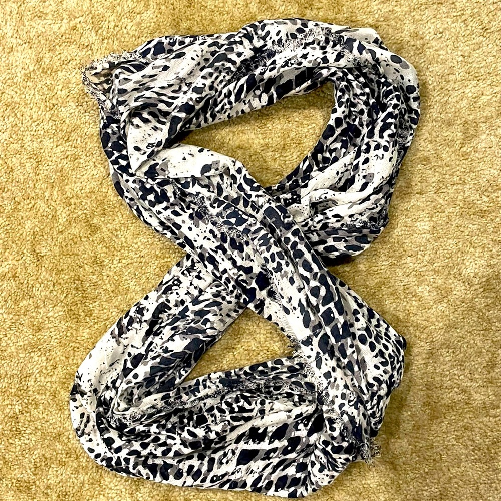 BP Infinity Scarf
